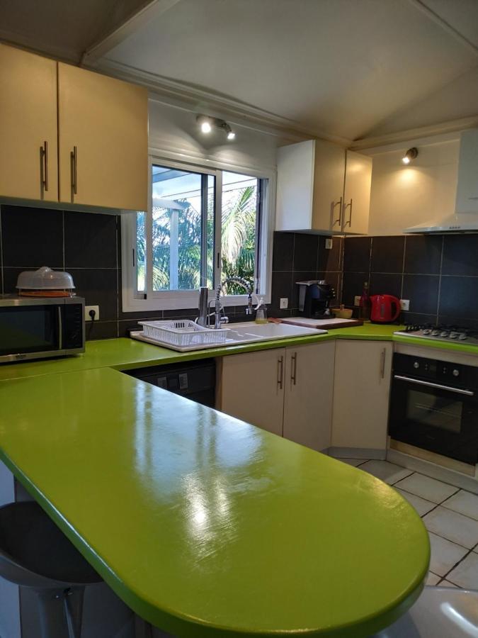 Lounge Des Hauts, 3 Maisons A L'Etang-Sale Avec Vue Sur L'Ocean Indien Et La Foret Luaran gambar